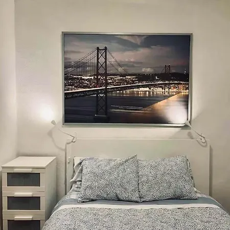 Ideal Flat Near Rossio Apartment *