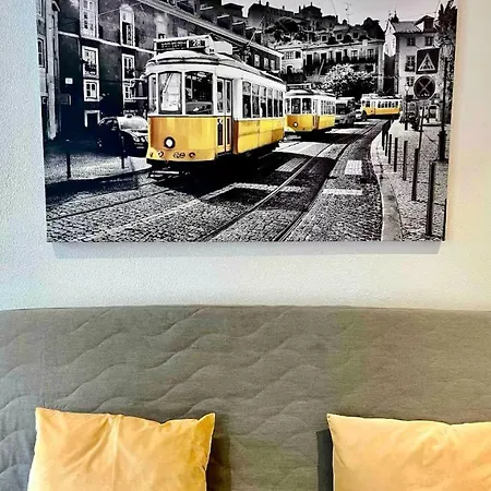 Ideal Flat Near Rossio דירה ליסבון